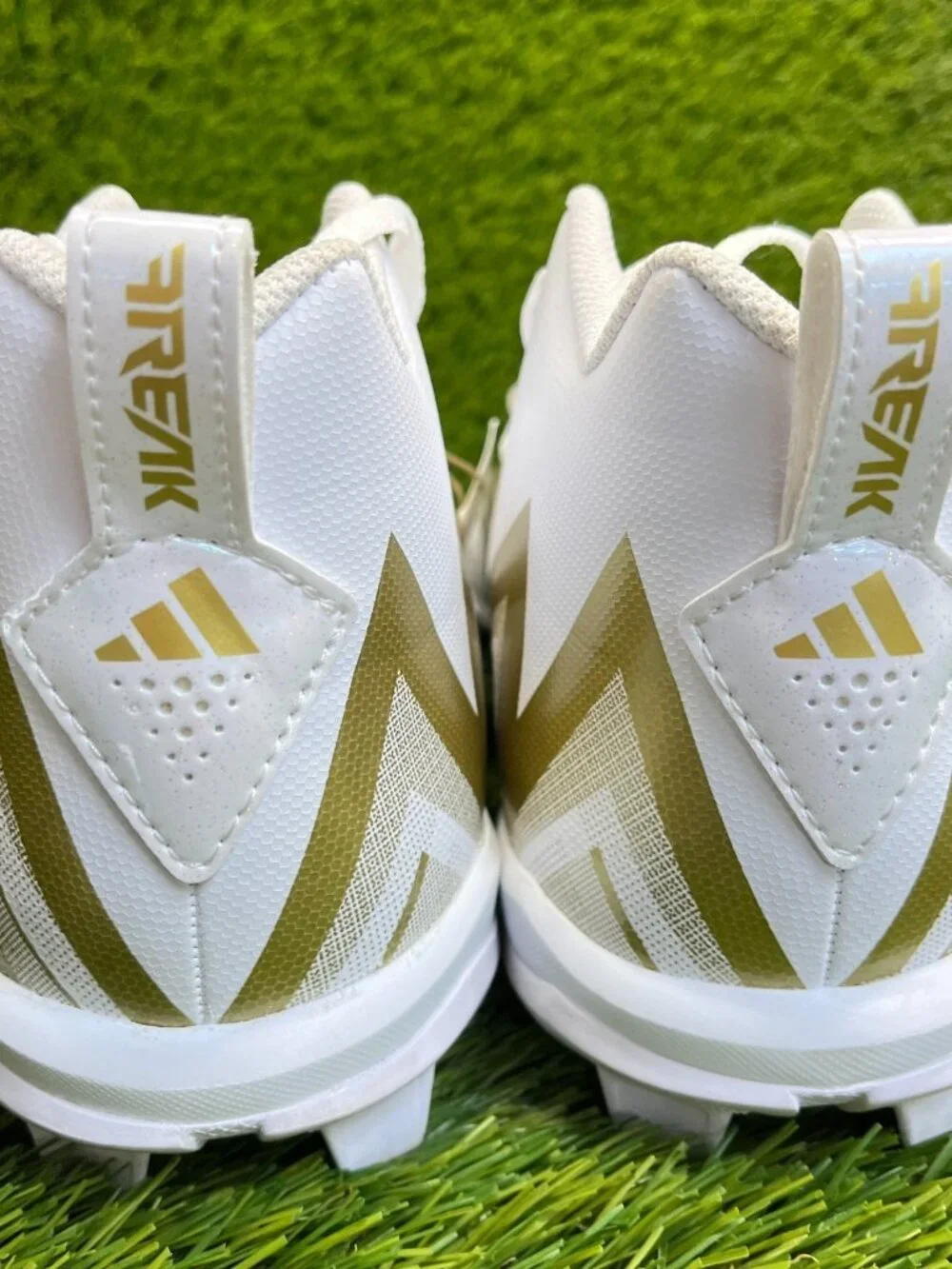 Adidas Freak Spark MD 23 Mens Size 13 White Gold Running Outdoor Football Cleats